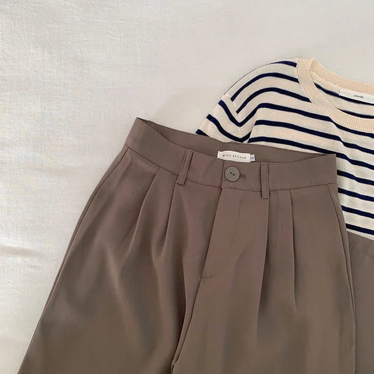 Women's High-Waist Black Straight Leg Pants: Stylish & Comfortable Office Trousers